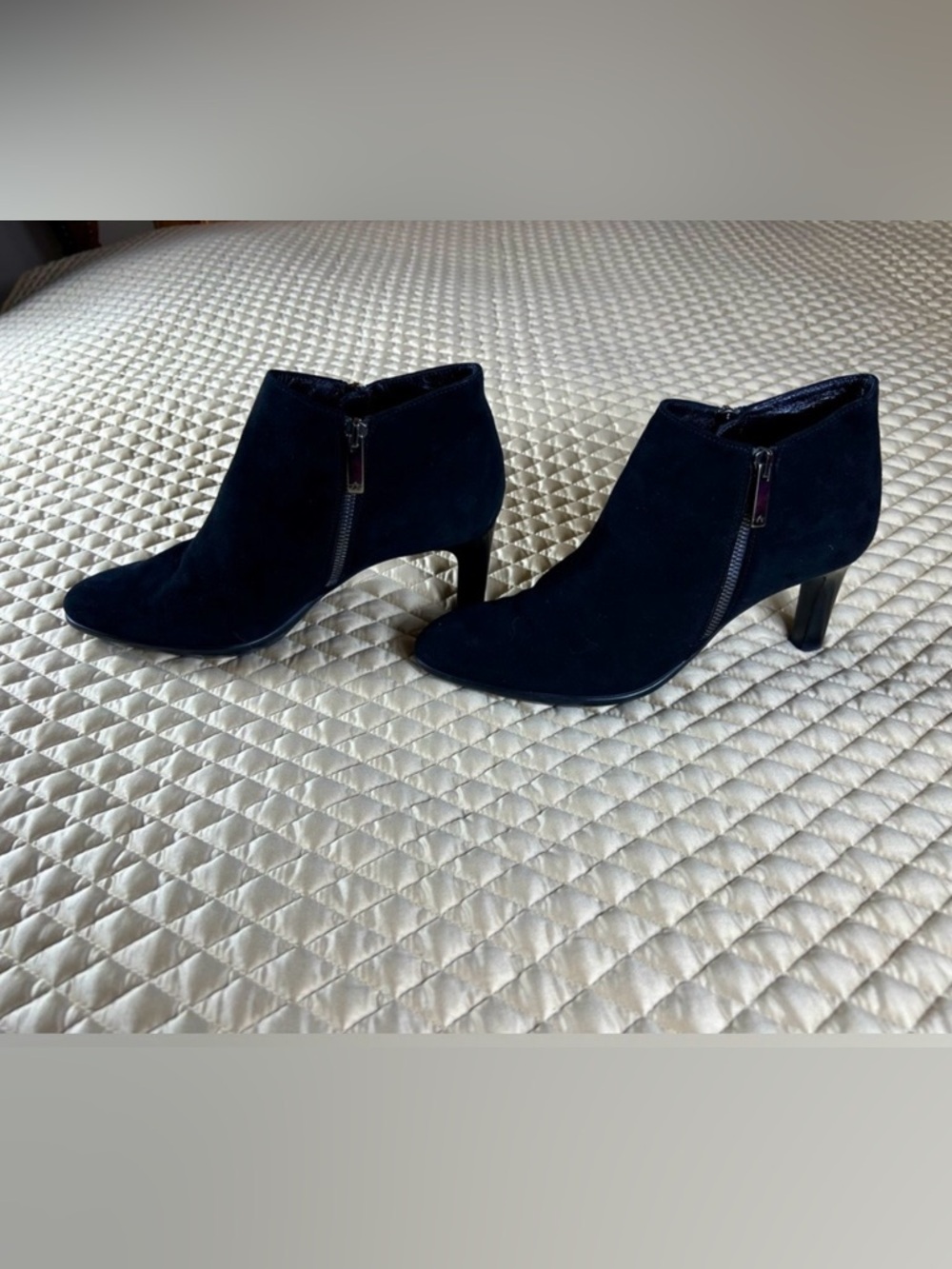 Aquatalia by Marvin K Black Suede Ankle Bootie, Size 7.5